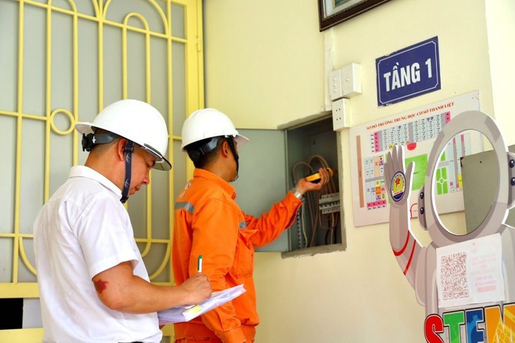 gia-dien-16896579020871085174624 Chính thức đề xuất giá điện hai thành phần, có phương án đồng giá - Ảnh 1.
